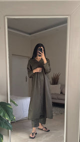 Serena Olive Set - Long